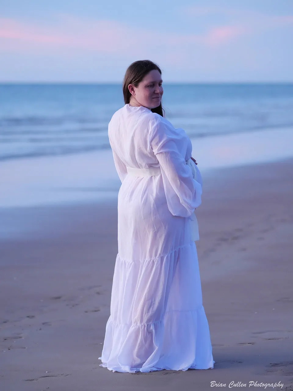 Dress Hire - Maternity Photoshoot Dresses - White Robe - DAY RENTAL