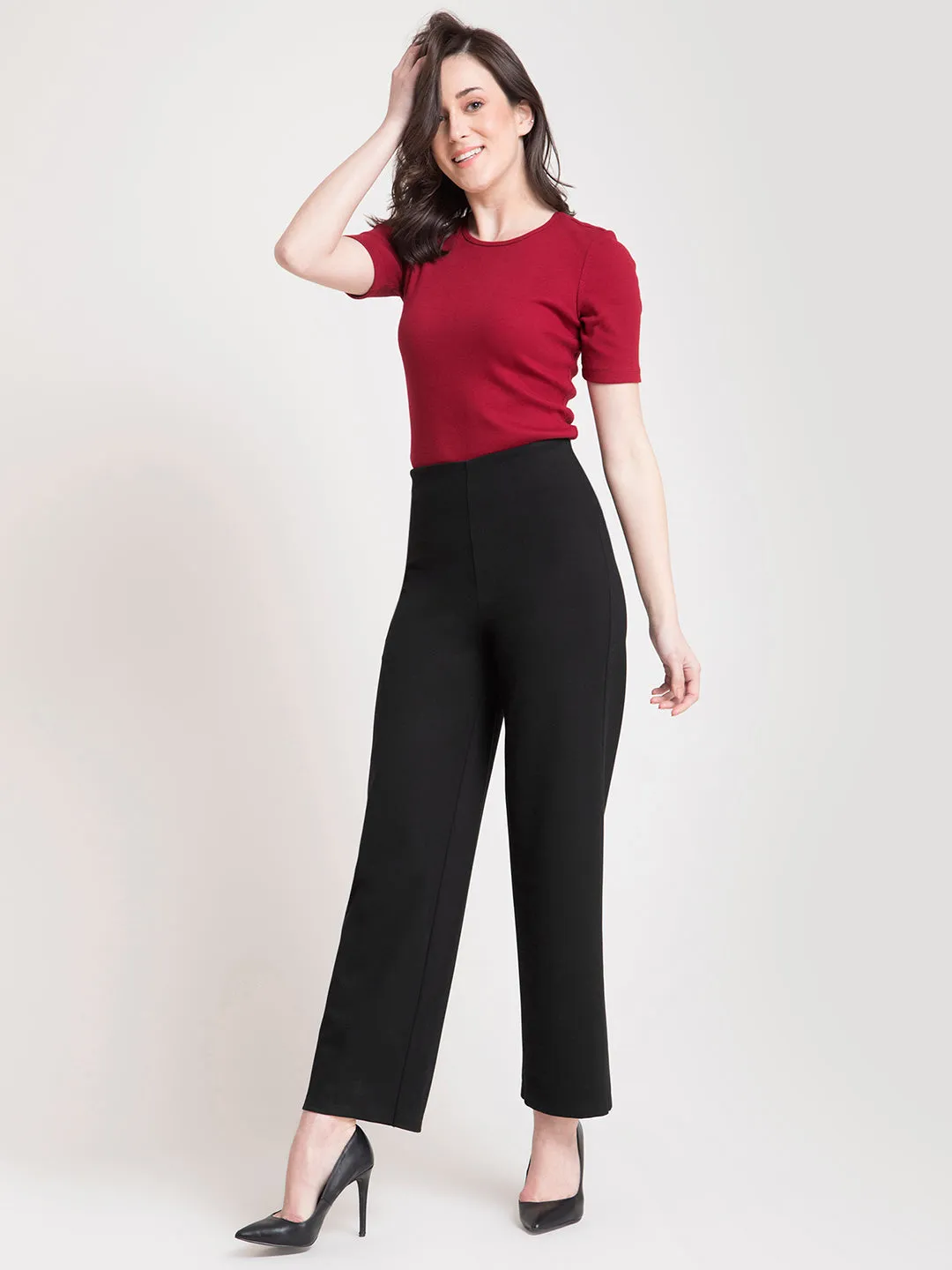 LivIn Wide Leg Pants - Black