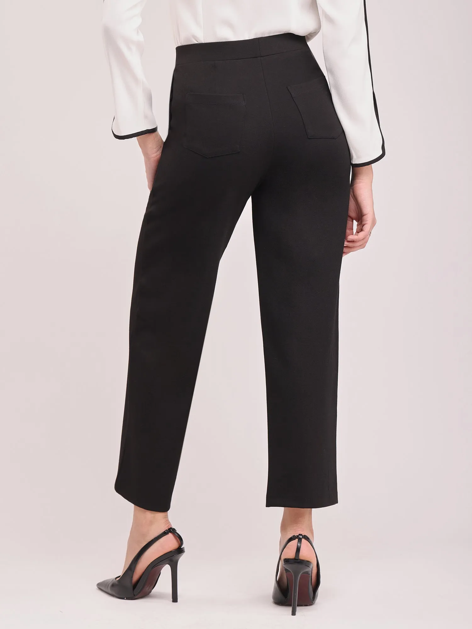 LivIn Wide Leg Pants - Black